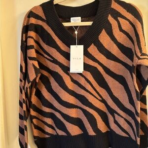 VILA Black and Brown Animal Print Sweater